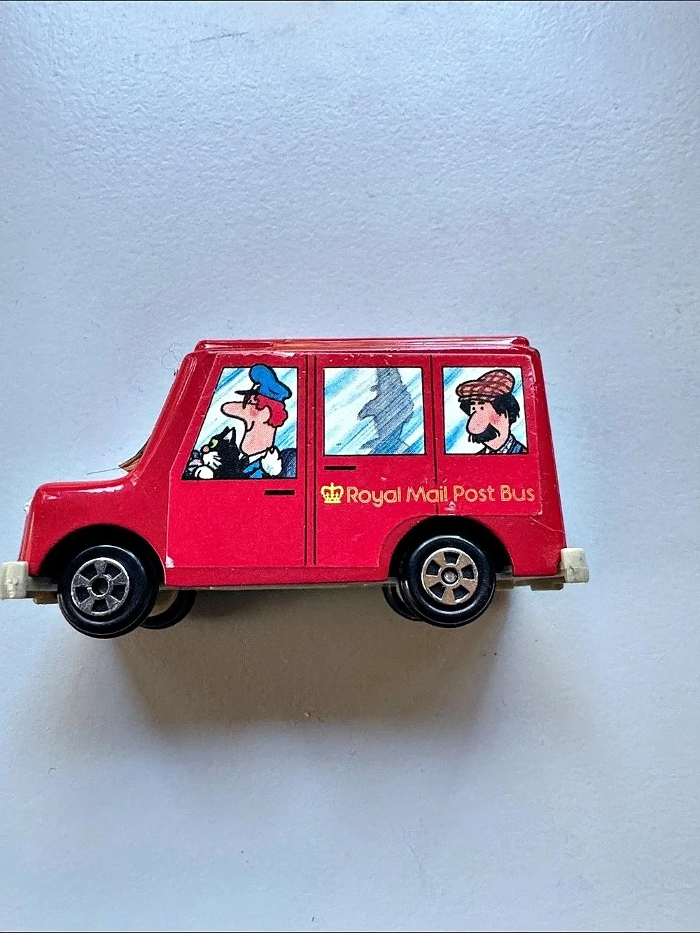 Ertl Royal Mail Post Bus Toy Red & White